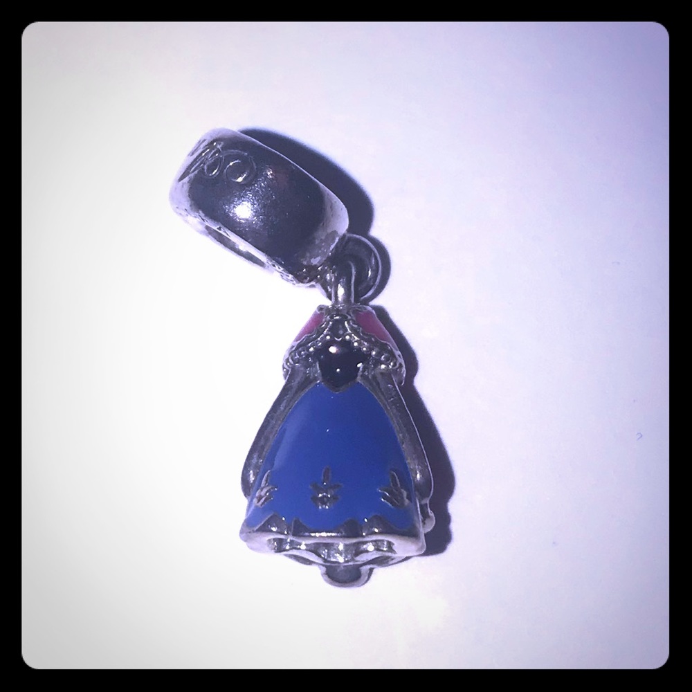 💥SALE💥 Disney x Pandora Frozen ❄️ Anna 👗 Charm